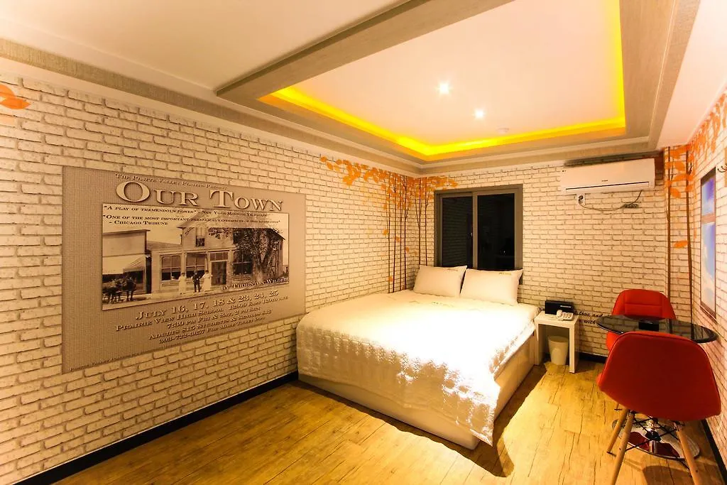 M2 Motel Busan 2*,